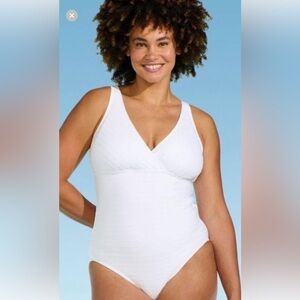 Land’s end bathing suit NWT